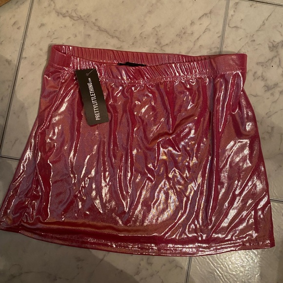 Pretty Little Thing Micro Mini Pink Metallic Mini Skirt - NWT - Picture 7 of 14